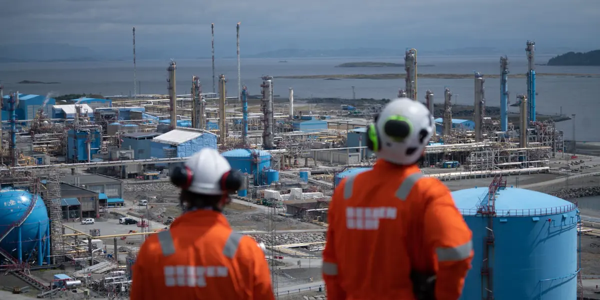 Entre em contato com nossa equipe para serviços de manutenção e isolamento sustentáveis e econômicos.